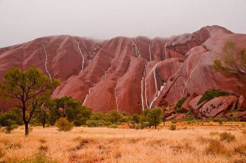 Ayers Rock- Crying Rock?