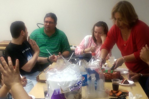 Chatting with fellow teachers.  Left to right: Me, Miguel, Gretchen and Lymari.  Credit: Carlos Muñoz.