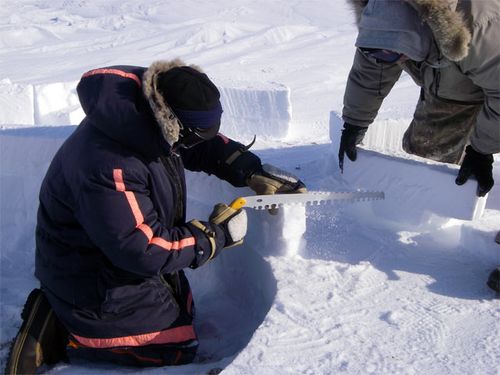 Constructing an Igloo