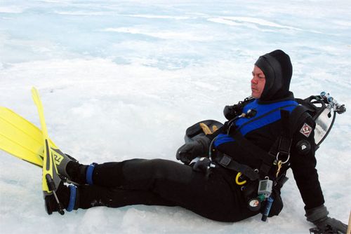 Marco sits and waits to dive.