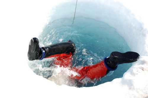 Bob plays in the dive hole.