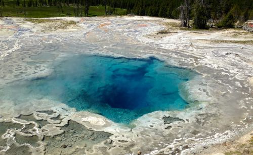 Chromate Blue Geyser