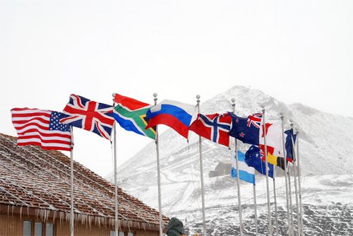 Flags and Ob Hill