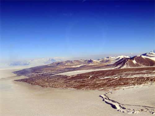 The Start of the Antarctic Continent