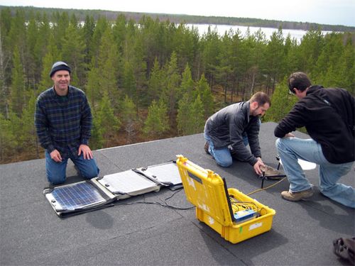 Wing, Korosec and Keeler on the roof