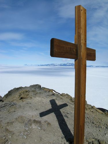 Observation Hill Cross