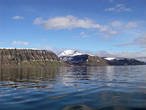 Clear day &amp; calm water