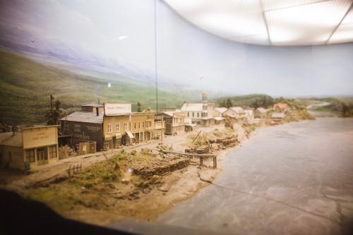 Diorama of Yukon River