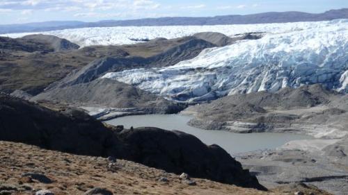 Glacier and moraine