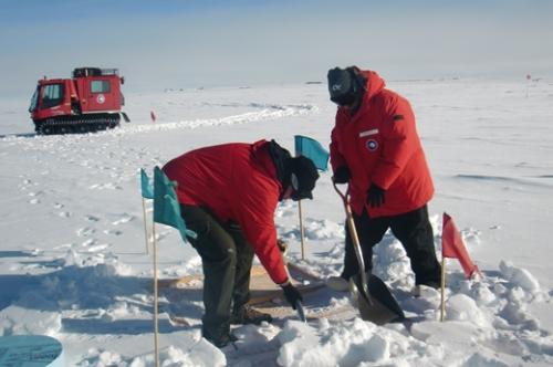 After shoveling about 30 cm of snow the ARA bunker is uncovered.