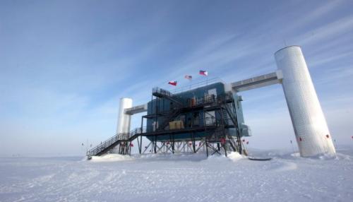 The IceCube South Pole Neutrino Observatory.  Credit: The IceCube Collaboration.