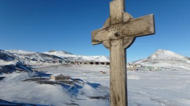 George Vince&#39;s Cross