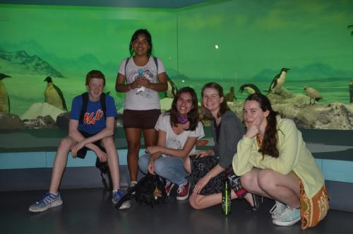 ASE team and chilean students at National History Museum in Santiago