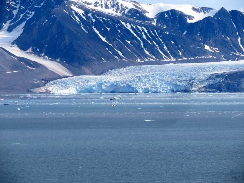 Why are glaciers slippery on the bottom?