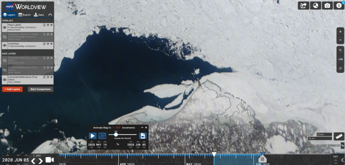 Ice breaking away from Utqiaġvik