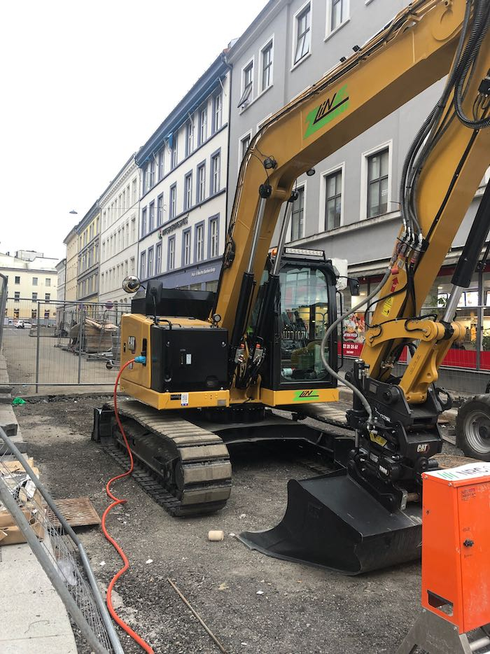 Electric digging machine in Oslo