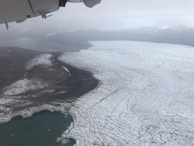 Flying over Kongsfjord