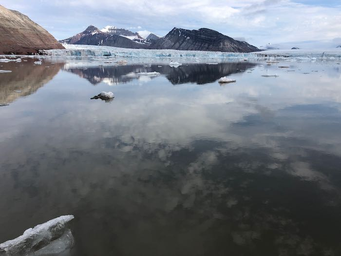 Kongsfjord looking towards Kronebreen Glacier