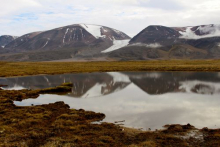 Tundra hike near Kilutea River in Sirmilik National Park