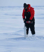 GEOTRACES sea ice sampling