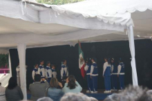 Olinca Students Changing of the Flag