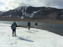 A small lake south of Lake Linne.