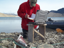 Mike downloading data at Kongressvatnet