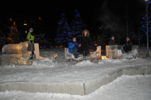 All aboard the ice carving