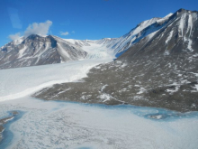 Canada glacier and Lake Fryxell