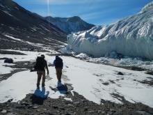 Setting off from Lake Hoare