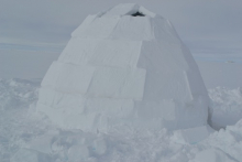 Building an igloo