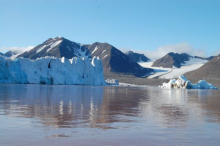 A beautiful morning on the ice