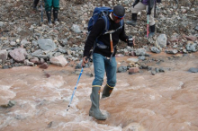 Daren crossing the stream