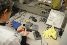 Prepping the temperature loggers 