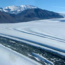 Flying low over the Shackleton Glacier