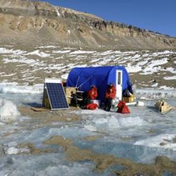 Our solar installation outside the Polarhaven tent on the lake.